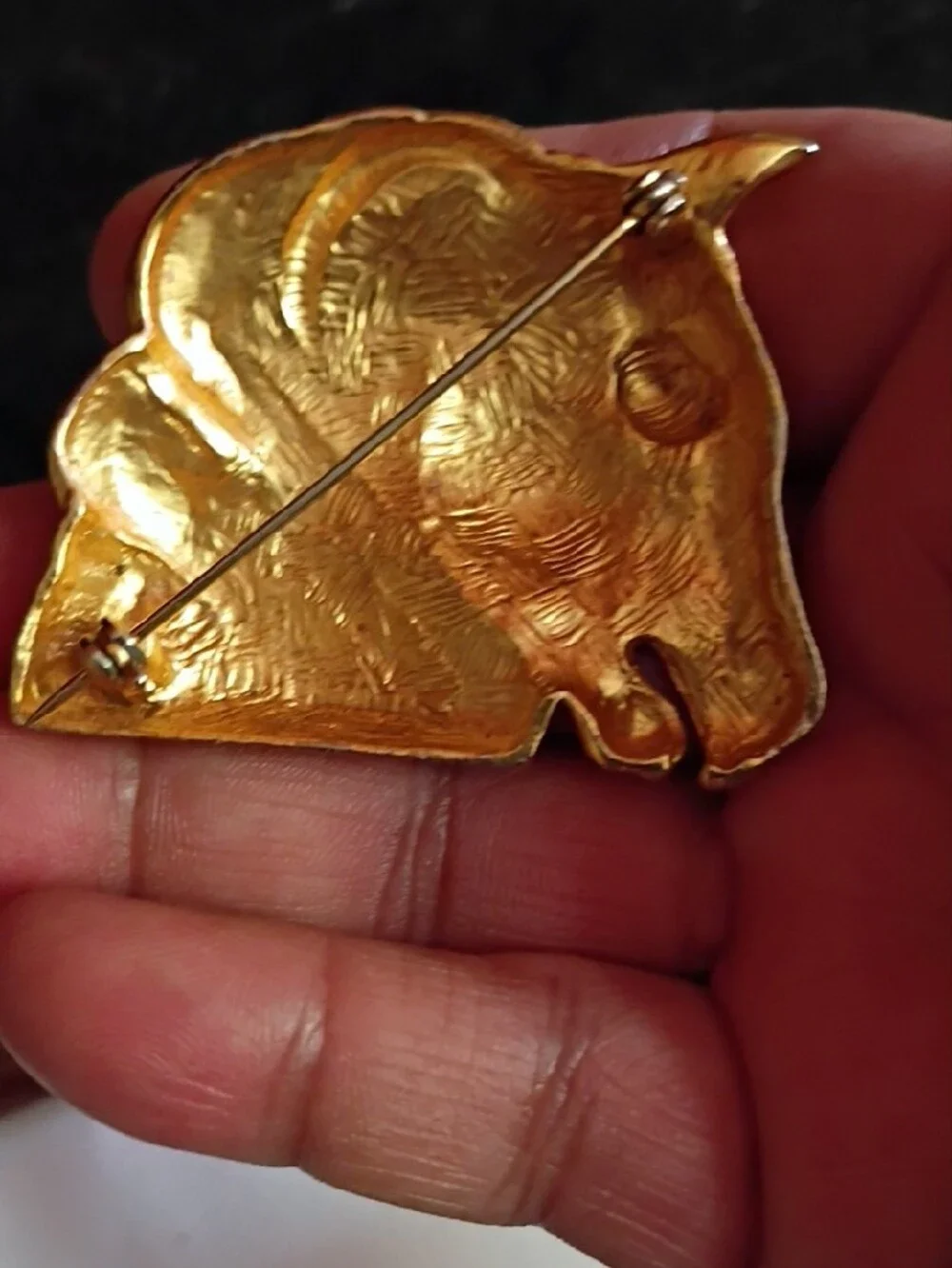 Gold-Tone Horse Head & Cameo Brooch Set - Women’s Jewelry